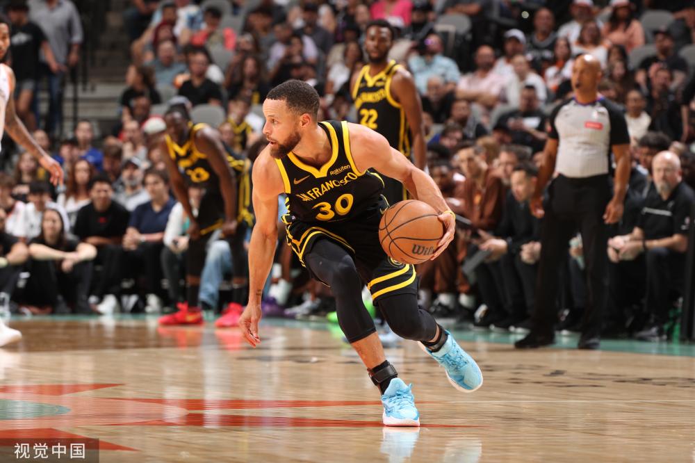 击的中场球 击的中场球