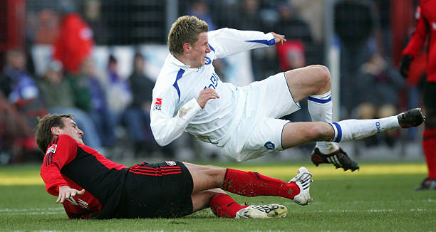 足球带来的 足球带来的