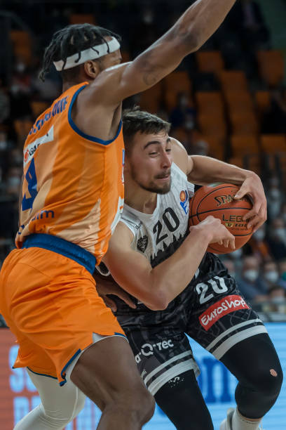 就是一个典 就是一个典