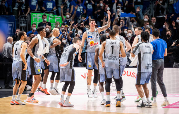 高度自信 高度自信